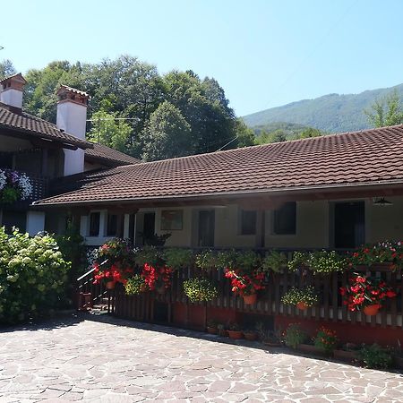 Sobe Rooms Zimmer Jazbec Idrsko Εξωτερικό φωτογραφία