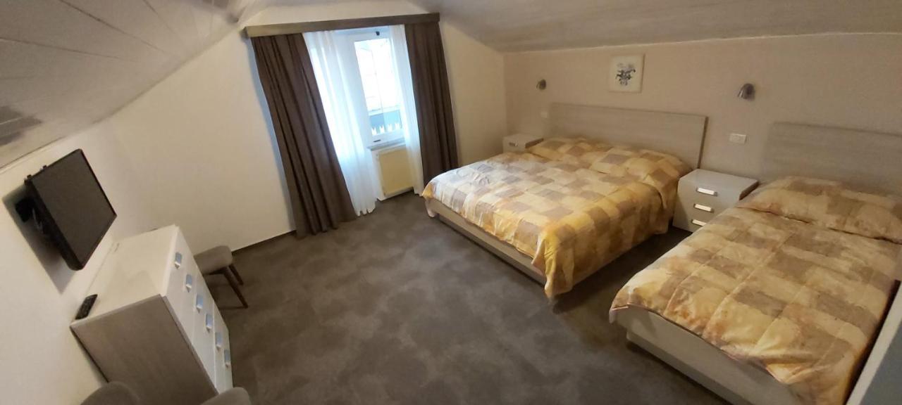 Sobe Rooms Zimmer Jazbec Idrsko Εξωτερικό φωτογραφία